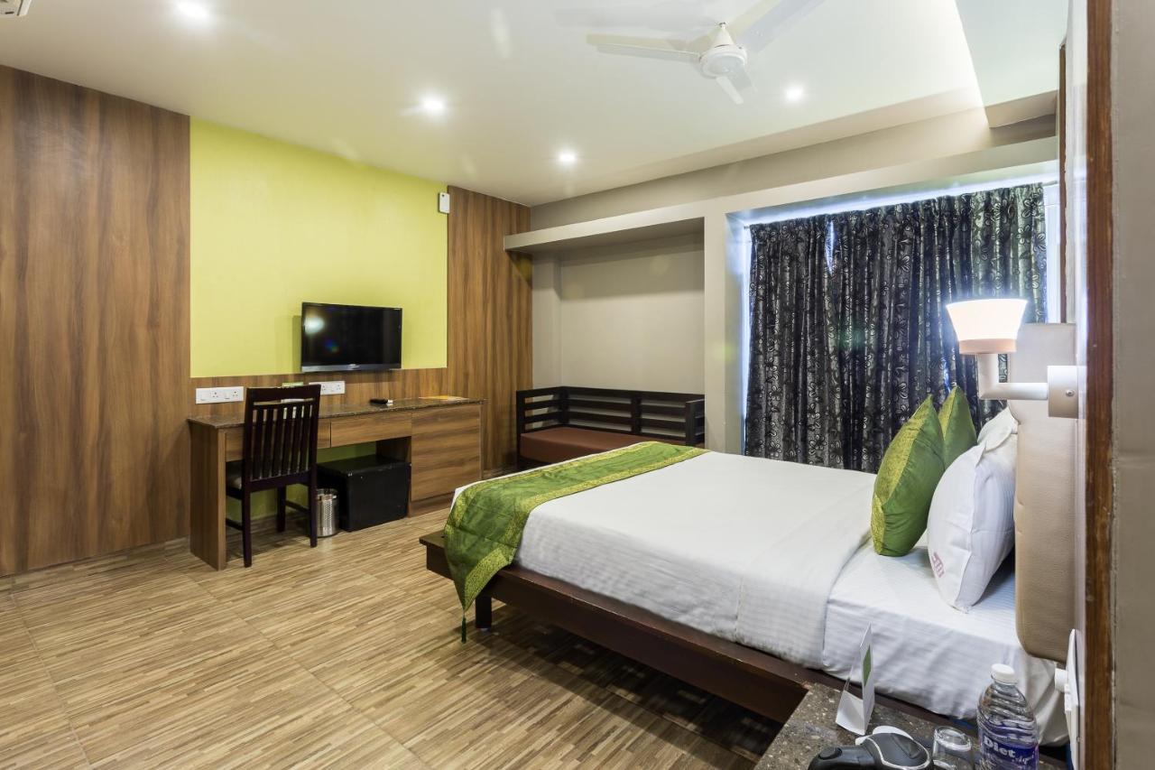 Hotel Treebo Trend Berrys Boutique Madurai Exterior foto